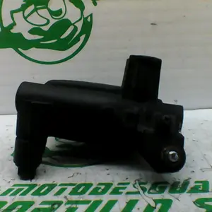 Foto de Bomba de freno delantero Kymco super dink 300 i referencia 113-23-43364 foto 10