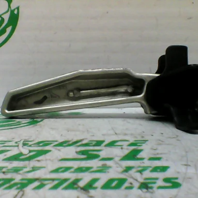 Foto de Estribera trasera derecha con reposapies Peugeot TWEET 125 15-18 referencia 8-24-47035