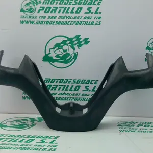 Foto de Embellecedor del manillar Piaggio X8 125 referencia 295-20-37710 foto 4
