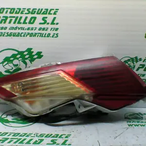 Foto de Intermitente trasero derecho Honda Pantheon 125 4T referencia 22-17-36015 foto 4