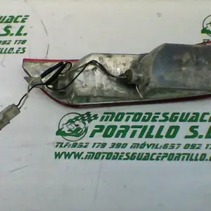 Foto de Intermitente trasero derecho Piaggio X8 200 referencia 264-18-18351 foto 2