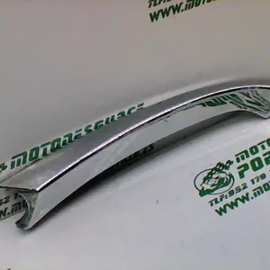 Foto de Embellecedor de carcasa trasera izquierda Hyosung aquila 650 i referencia 27-19-18363 foto 2