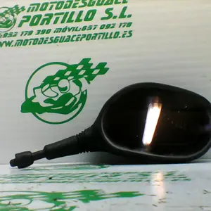 Foto de Retrovisor derecho Yamaha YBR 125 referencia 124-22-35377 foto 3