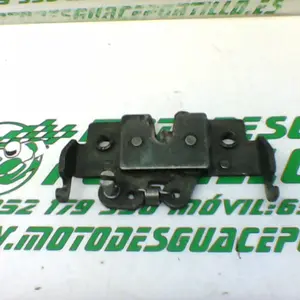 Foto de Cerradura del asiento Suzuki Burgman 125 referencia 69-19-21083 foto 3