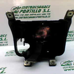 Foto de Caja batería Honda Pcx 125 referencia 181-23-46273 foto 16