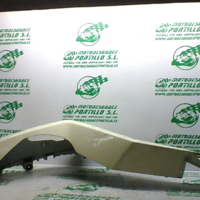 Foto de Carcasa delantera derecha Keeway ZAHARA 50 referencia 404-21-37135