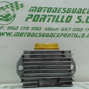 Foto de Regulador Piaggio ZIP Aire 2T 2 50 referencia 228-18-27346 foto 15