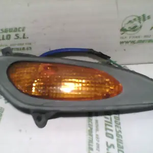 Foto de Intermitente delantero derecho Kymco Scout 50 referencia 341-22-39467 foto 8