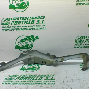 Foto de Embellecedor de carcasa trasera derecha Keeway ZAHARA 50 referencia 404-21-37094 foto 3