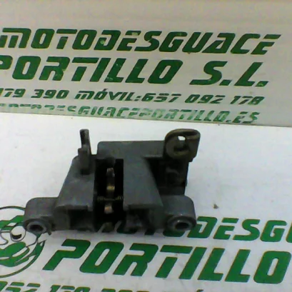 Foto de Cerradura del asiento PIONNER XF-125T-10K referencia 1-19-20380