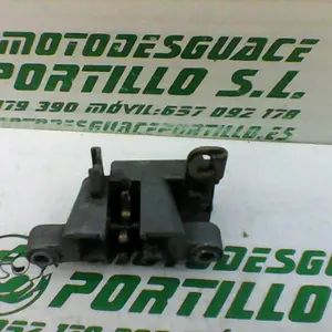Foto de Cerradura del asiento PIONNER XF-125T-10K referencia 1-19-20380 foto 1