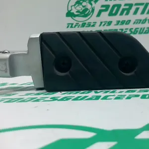 Foto de Reposapies trasero derecho Yamaha Xcity 250 referencia 366-19-37323 foto 5