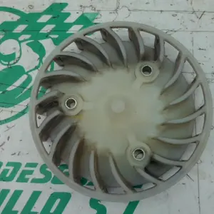 Foto de Ventilador del plato magnetico Sym JET 14 125 LC referencia 194-23-46884 foto 2