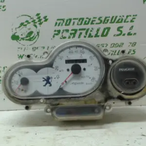 Foto de Cuentakilómetros Peugeot Elyseo 50 referencia 162-18-25533 foto 3