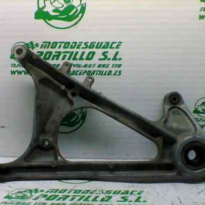 Foto de Basculante Honda SH 125 00-04 referencia 382-22-39354
