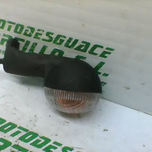 Foto de Intermitente trasero izquierdo Peugeot Ludix 50 referencia 116-18-25716 foto 10