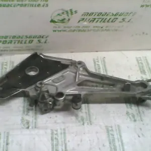Foto de Estribera derecha Honda CBF 250 referencia 146-18-14594 foto 4