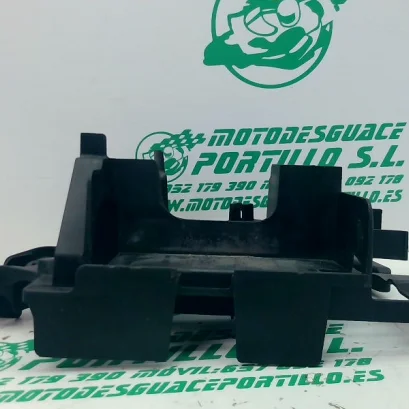 Foto de Caja batería Yamaha Xenter 125 referencia 446-22-40761