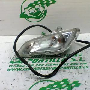 Foto de Intermitente delantero izquierdo Peugeot tweet 125 referencia 419-22-40510 foto 7