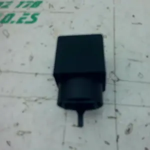 Foto de Rele de intermitencia Honda PS 125 referencia 106-24-47775 foto 12