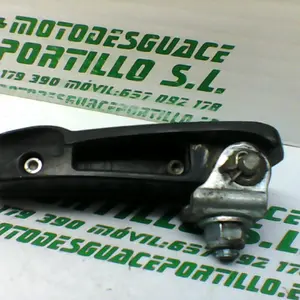 Foto de Reposapies trasero derecho Piaggio Liberty 125 referencia 156-19-20680 foto 4