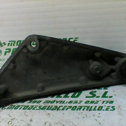 Foto de Estribera trasera derecha Kawasaki Vulcan 500 referencia 81-17-26329