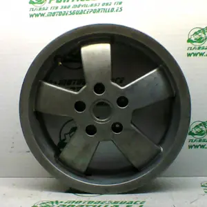 Foto de Llanta delantera Vespa GT 200 L referencia 138-22-34510 foto 2