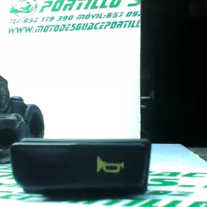 Foto de Interruptor de claxon Honda Dylan 125 referencia 352-22-38717 foto 3