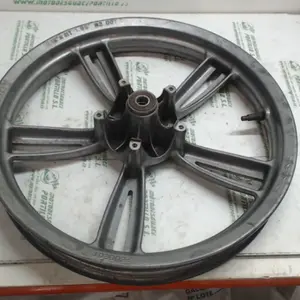 Foto de Llanta delantera Peugeot Looxor 50 referencia 57-17-10518