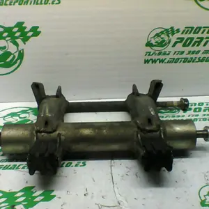 Foto de Soporte de motor Honda Pcx 125 referencia 181-23-46203 foto 11
