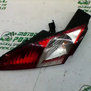 Foto de Intermitente trasero izquierdo Peugeot Satelis 125 referencia 240-19-36101