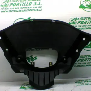 Foto de Carcasa trasera de cúpula Kymco Super Dink 125 referencia 100-22-36547 foto 3