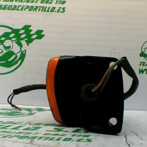 Foto de Intermitente trasero izquierdo Honda Vision 75 2T referencia 184-17-36085 foto 3