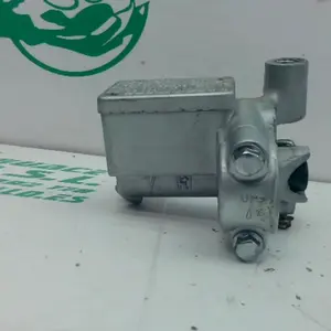 Foto de Bomba de freno delantero Kymco MILER 125I referencia 151-24-48159 foto 2