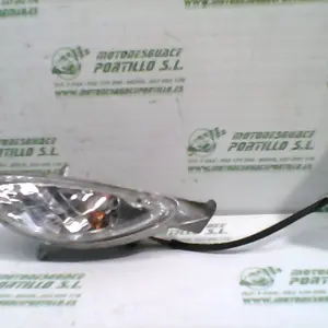 Foto de Intermitente delantero izquierdo Peugeot V clic 4T 50 referencia 58-16-7988
