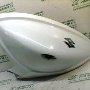 Foto de Tapa deposito de gasolina Suzuki GLADIUS SFV 650 I referencia 202-18-16042 foto 5