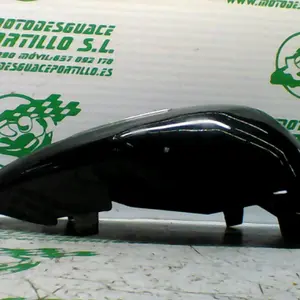 Foto de Carcasa bajo asiento derecho Daelim Daystar 125 referencia 31-17-10312 foto 4