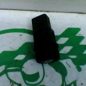 Foto de Interruptor de claxon Piaggio Liberty 50 4T referencia 40-23-42540
