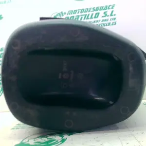 Foto de Porta-casco Vespa LX 125 referencia 232-23-44745 foto 3