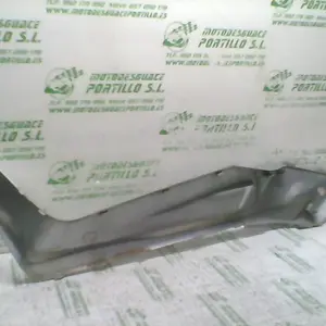 Foto de Carcasa lateral derecha Yamaha X MAX 125 referencia 101-16-15802 foto 3