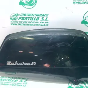 Foto de Carcasa lateral trasera derecha Keeway ZAHARA 50 referencia 404-21-37133 foto 4
