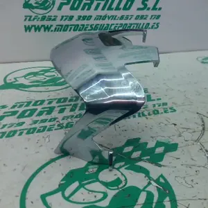 Foto de Embellecedor del faro Piaggio liberty 125 i 2023 referencia 60-26-49249 foto 2