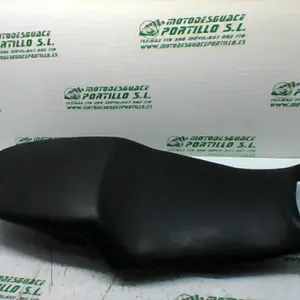 Foto de Asiento Yamaha TZR 50 2T 3 referencia 106-16-11956 foto 3