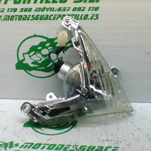 Foto de Intermitente delantero derecho Kymco GRAND DINK 125 referencia 225-22-40022 foto 3