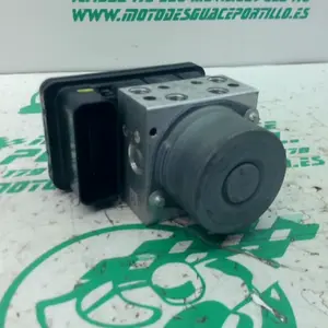 Foto de Modulo ABS Honda FORZA 125 referencia 396-25-49050 foto 2