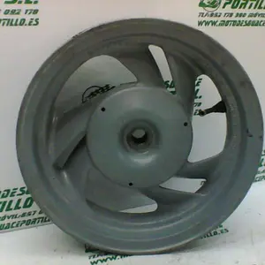 Foto de Llanta trasera Peugeot sv 80 referencia 204-18-20757 foto 2