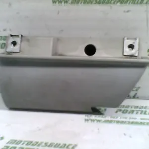 Foto de Embellecedor de horquilla derecha Aprilia Sport city 250 inyeccion 09-10 referencia 161-18-14919 foto 5