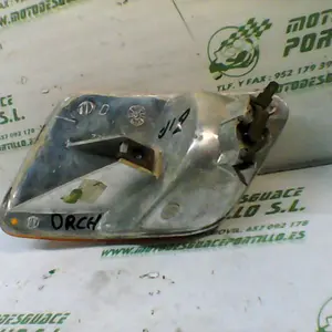 Foto de Intermitente delantero derecho Piaggio ZIP Aire 2T 1 50 referencia 13-19-22174 foto 11