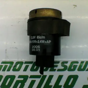 Foto de Rele de intermitencia Yamaha Cygnus x 125 referencia 256-19-22777 foto 14