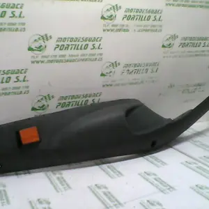 Foto de Carcasa lateral derecha Piaggio ZIP Aire 2T 2 50 referencia 61-16-10982 foto 7